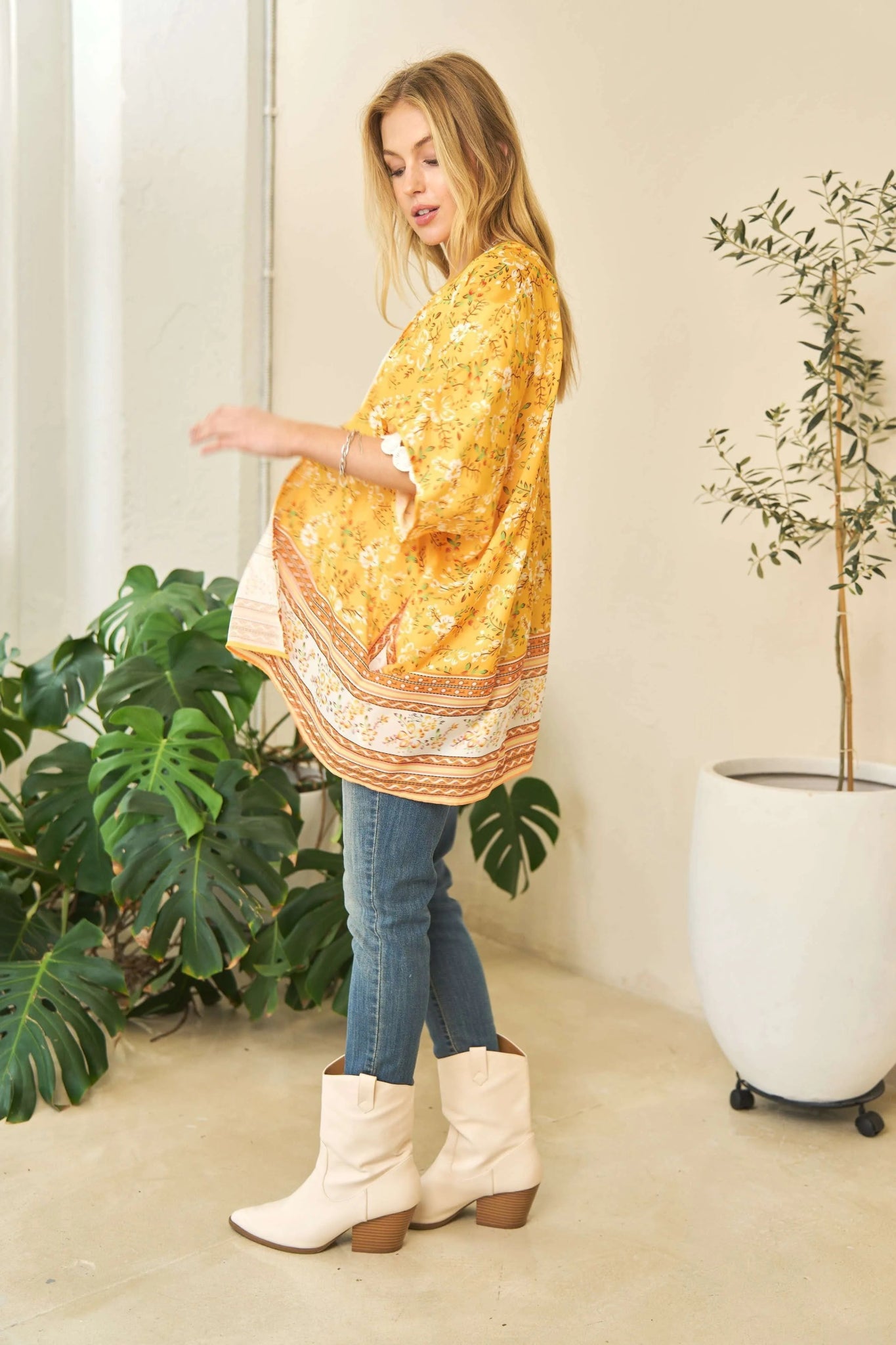 Davi & Dani Floral Printed Short Sleeve Loose Fit Kimono Cover Up - Studio ZD - 