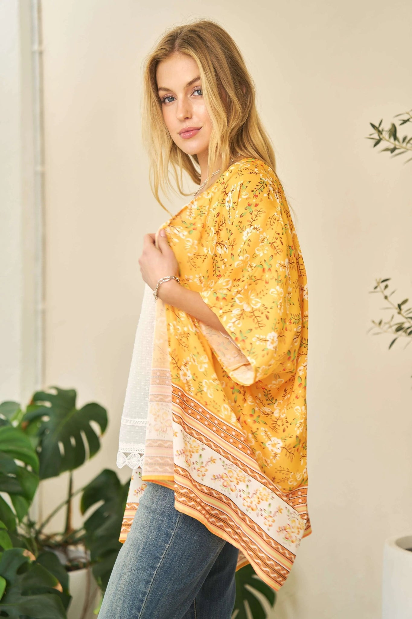 Davi & Dani Floral Printed Short Sleeve Loose Fit Kimono Cover Up - Studio ZD - 